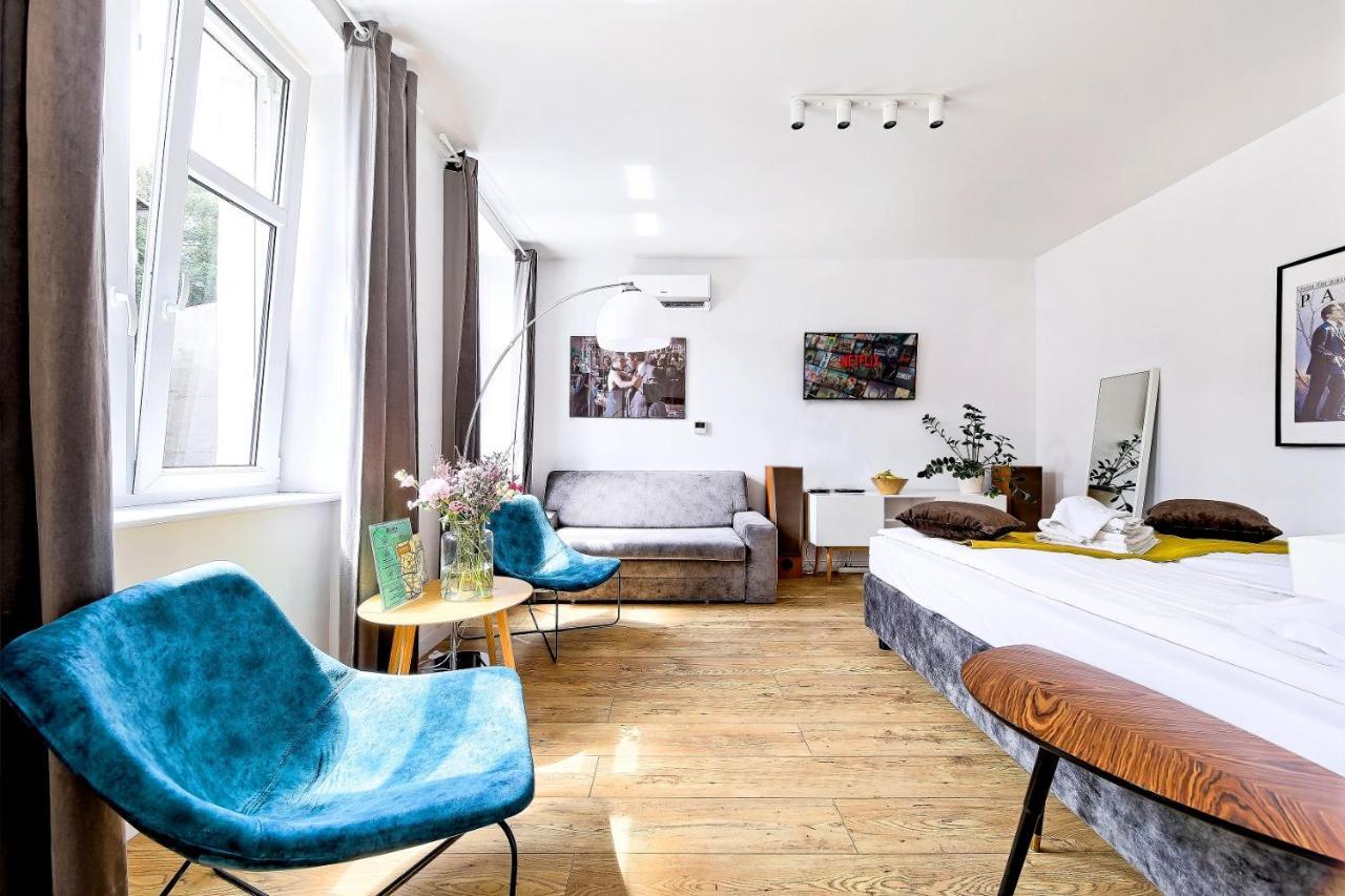 Cinema Apartments Познан Екстериор снимка