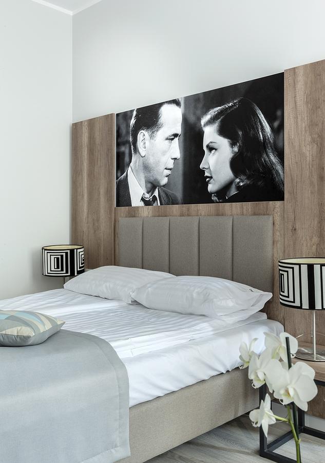 Cinema Apartments Познан Екстериор снимка