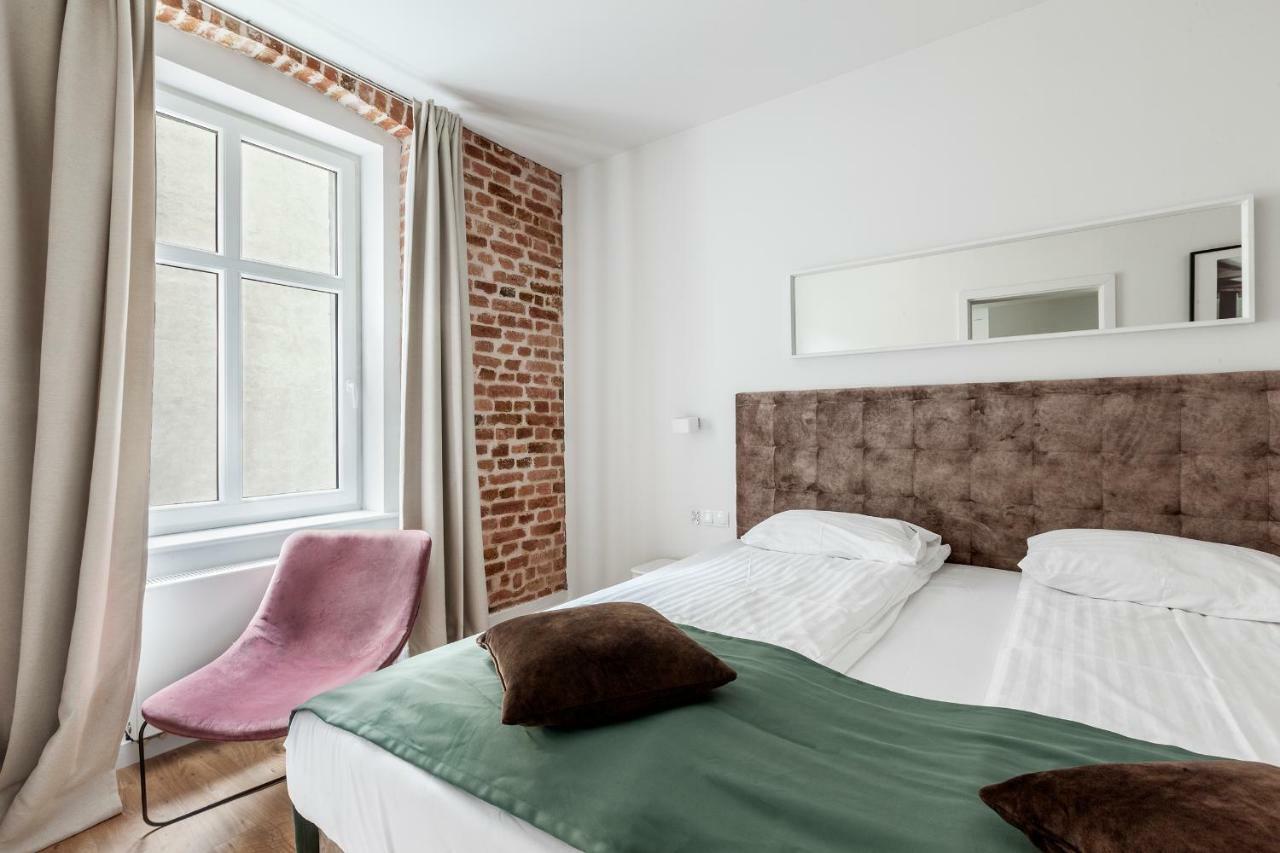 Cinema Apartments Познан Екстериор снимка