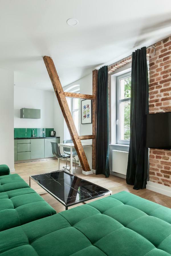 Cinema Apartments Познан Екстериор снимка