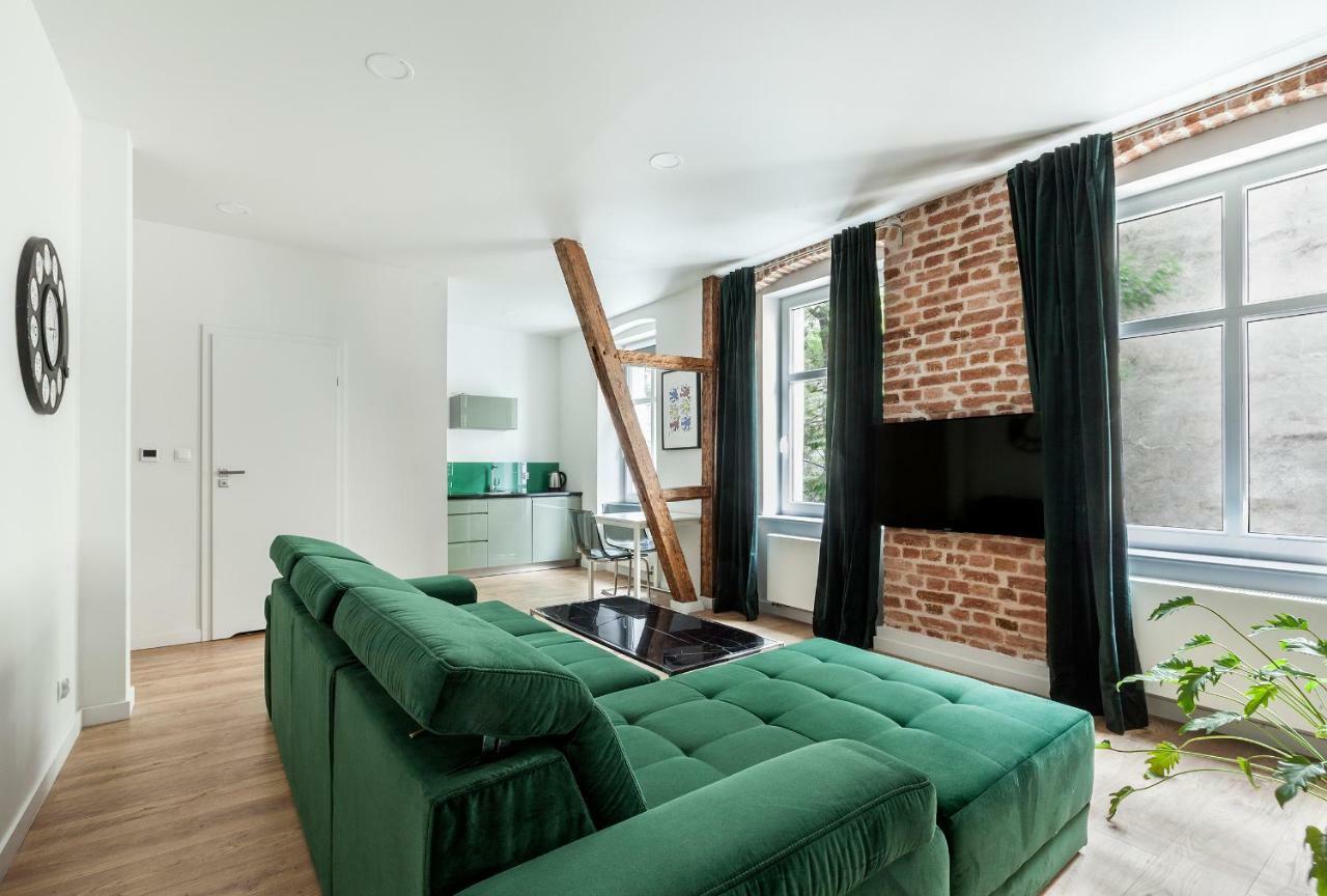 Cinema Apartments Познан Екстериор снимка