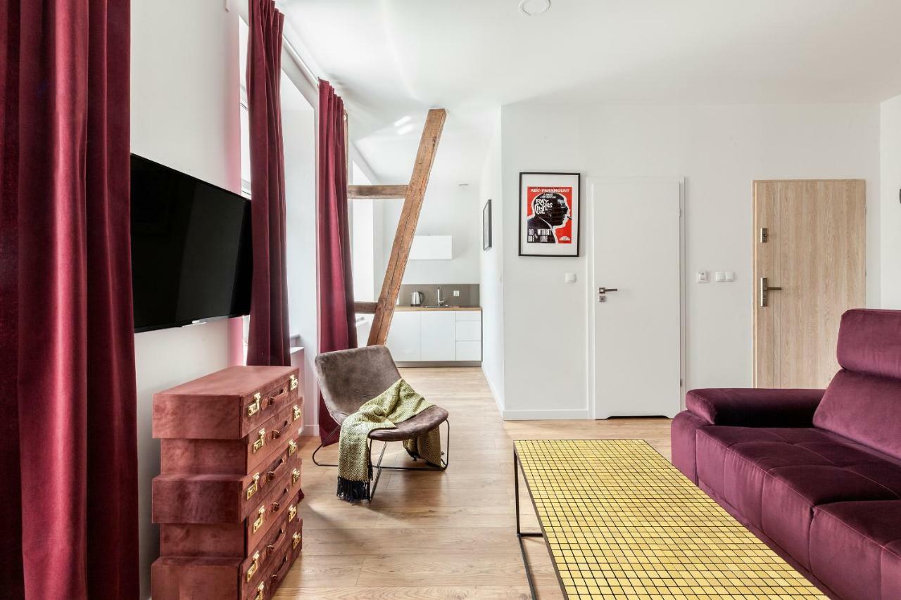 Cinema Apartments Познан Екстериор снимка