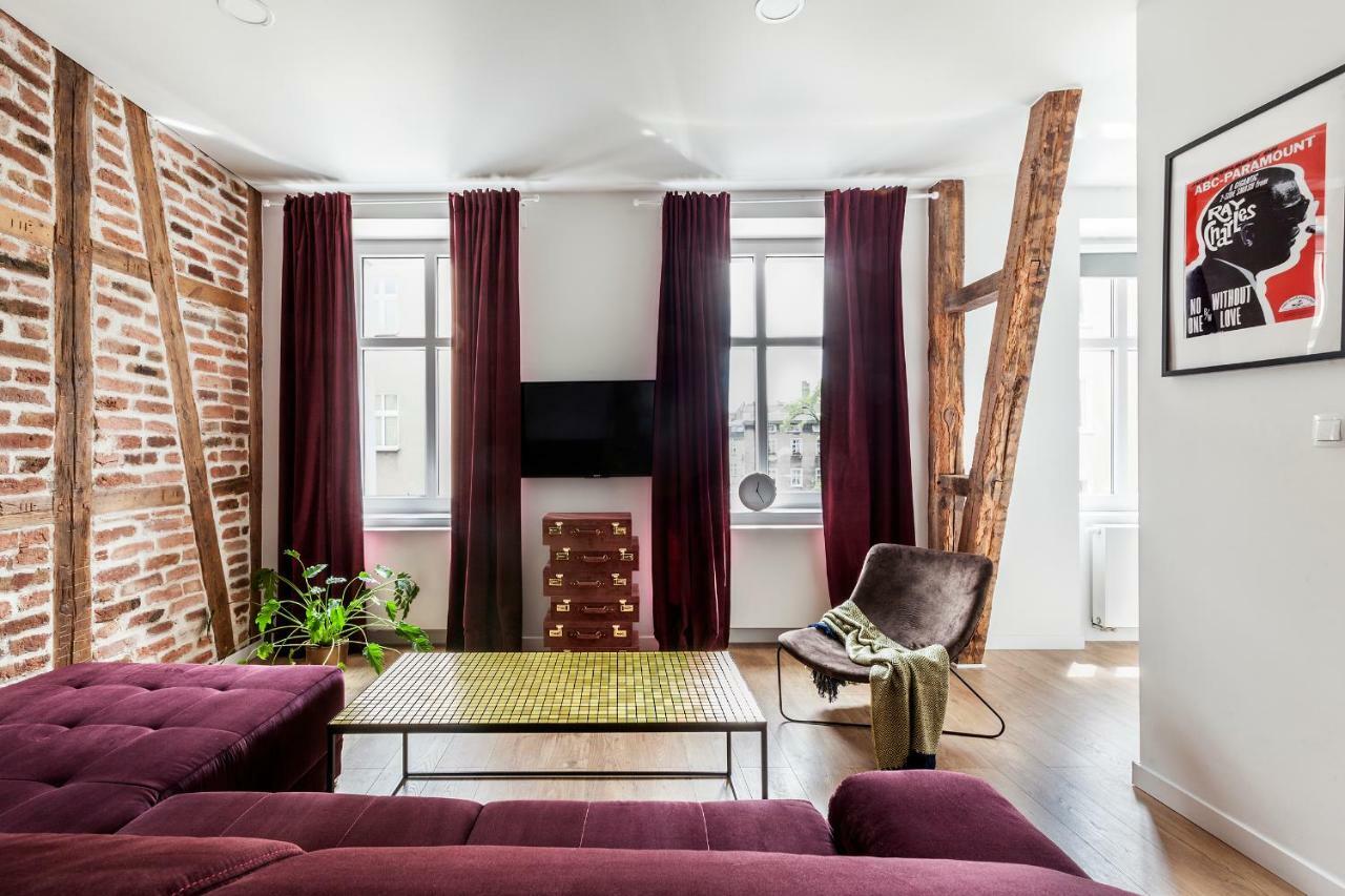 Cinema Apartments Познан Екстериор снимка